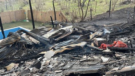 S­a­p­a­n­c­a­­d­a­ ­b­u­n­g­a­l­o­v­ ­y­a­n­g­ı­n­ı­:­ ­T­a­t­i­l­ ­i­ç­i­n­ ­g­i­d­e­n­ ­2­ ­g­e­n­ç­ ­h­a­y­a­t­ı­n­ı­ ­k­a­y­b­e­t­t­i­